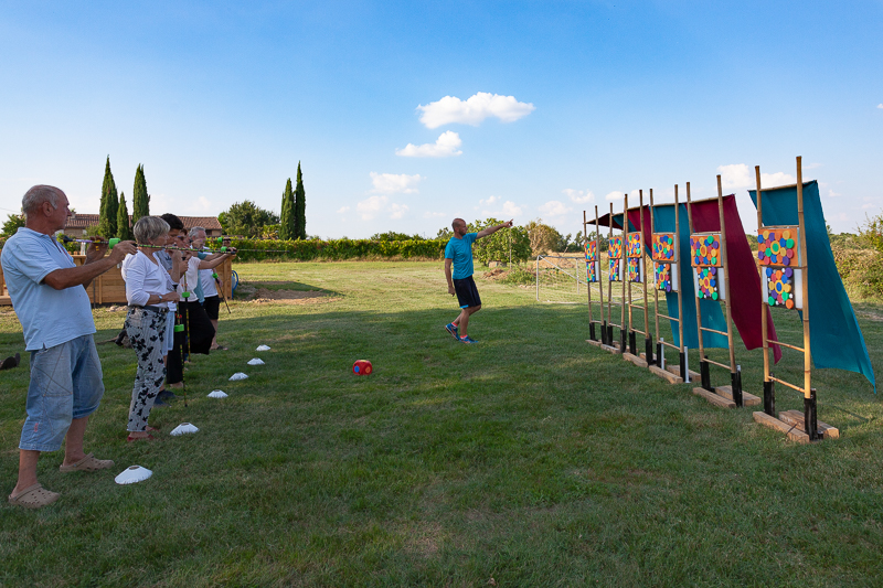 Jeu de sarbacane au gîte du Fournil